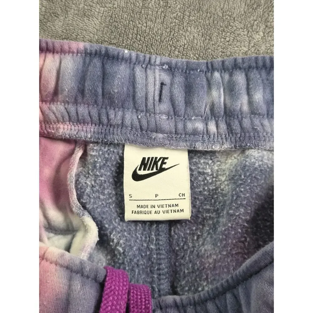 Nike space tie